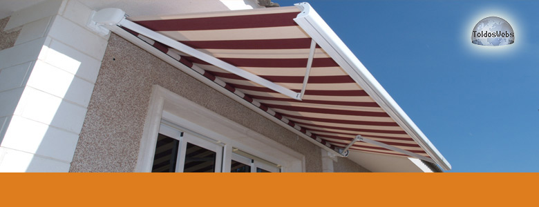 Fabricaci&oacute;n, venta e instalaci&oacute;n de toldos, p&eacute;rgolas, carpas y lonas de piscinas en Sevilla.